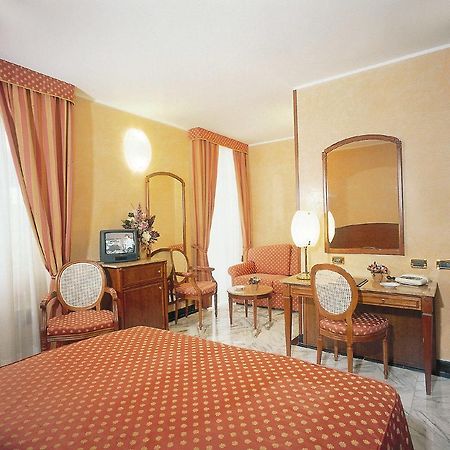 Hotel Ulivi Аренцано Екстериор снимка